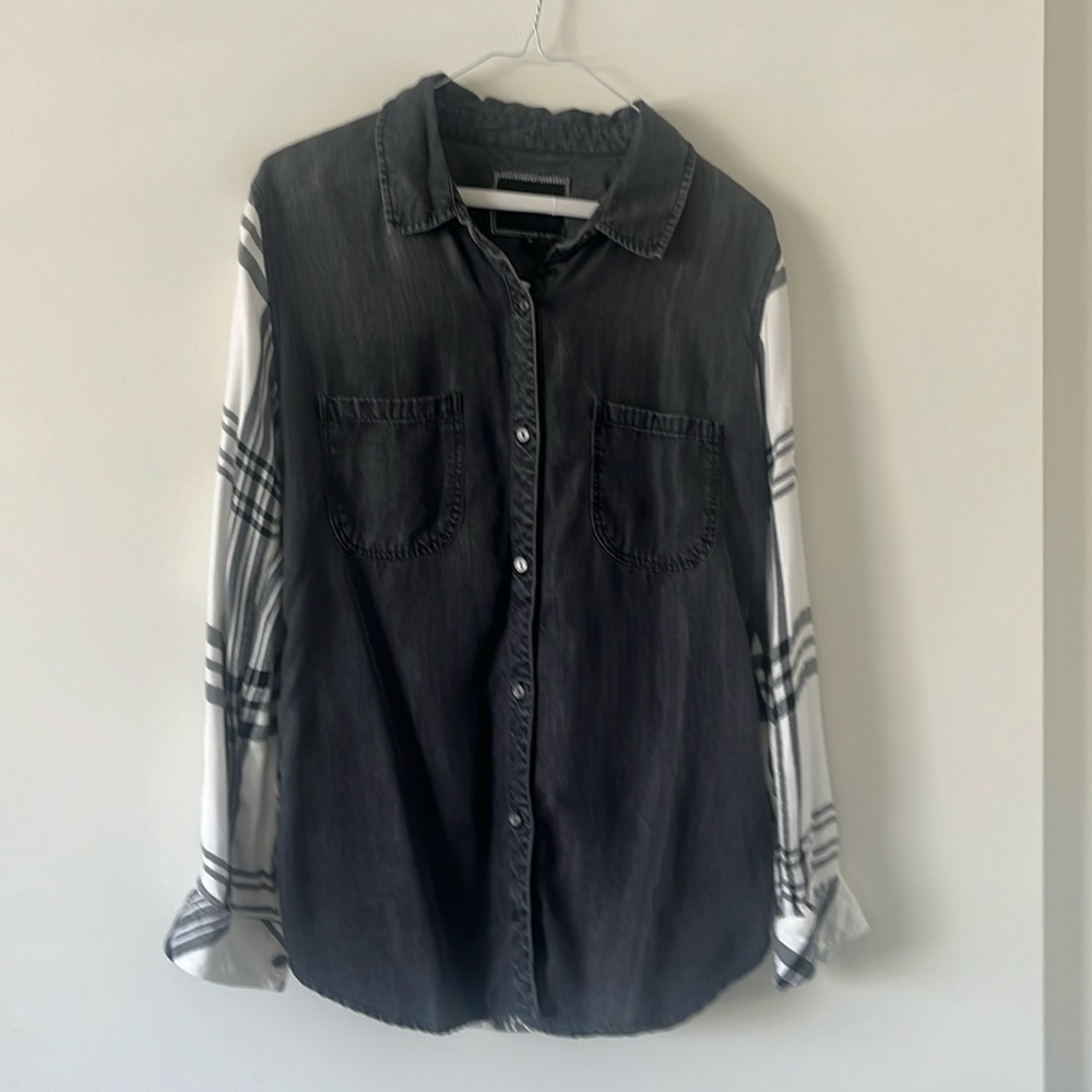 EUC Rails long sleeve top size M